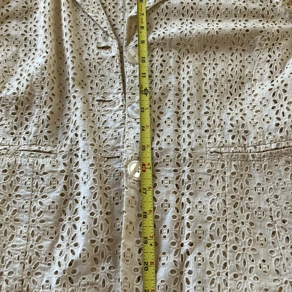 Elegant Cream Lace Women's Jacket - Picture 4 of 5